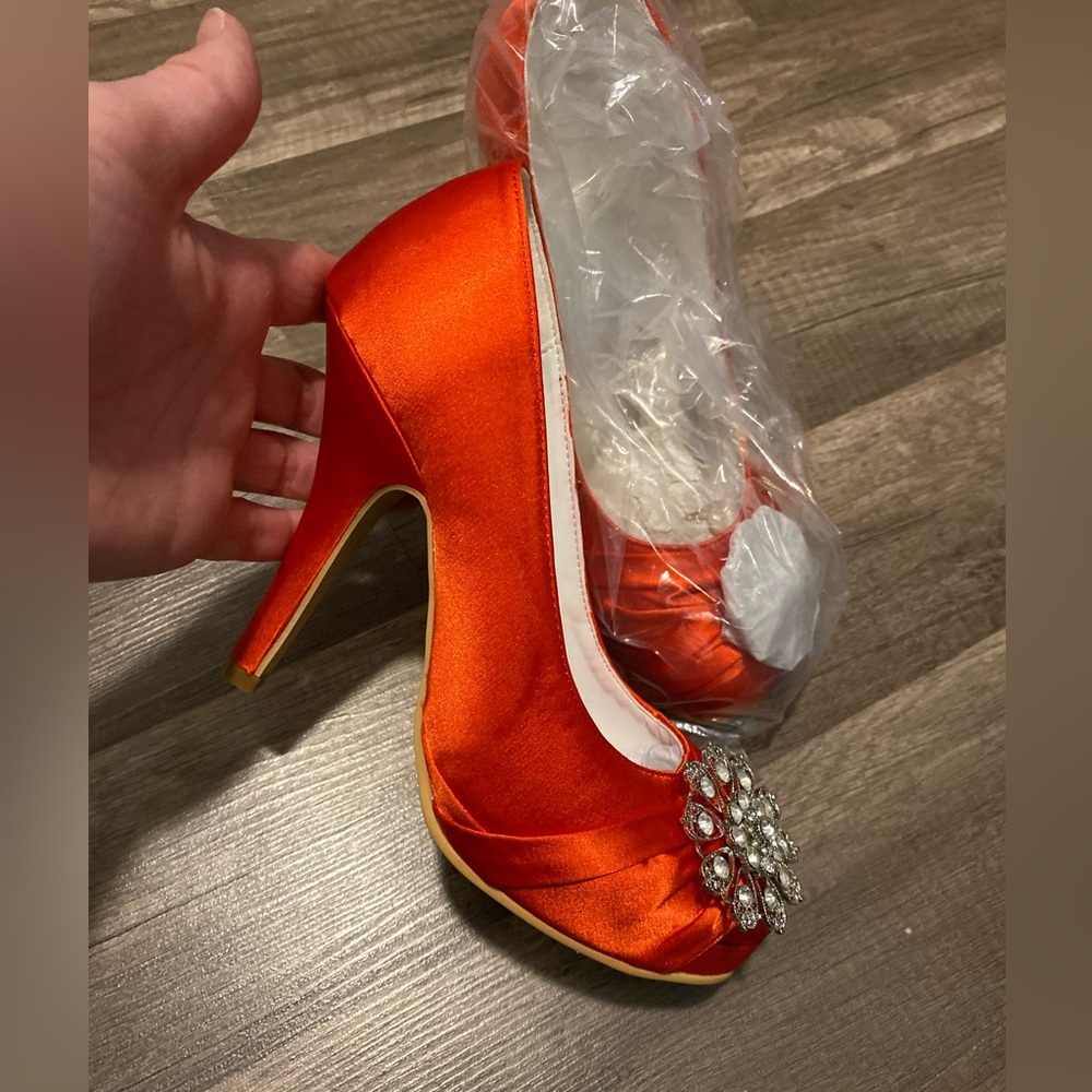Red Heels - Picture 2 of 10